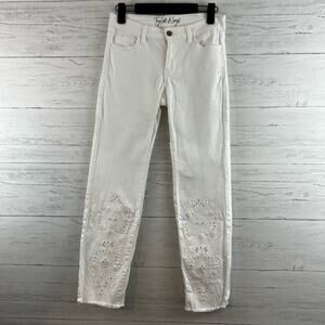 Taylor & Sage White Eyelet Skinny Jeans Size 25